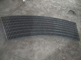 您知道發(fā)電廠冷卻塔煙囪格柵板鋼結(jié)構(gòu)平臺鋼格板的規(guī)格嗎？